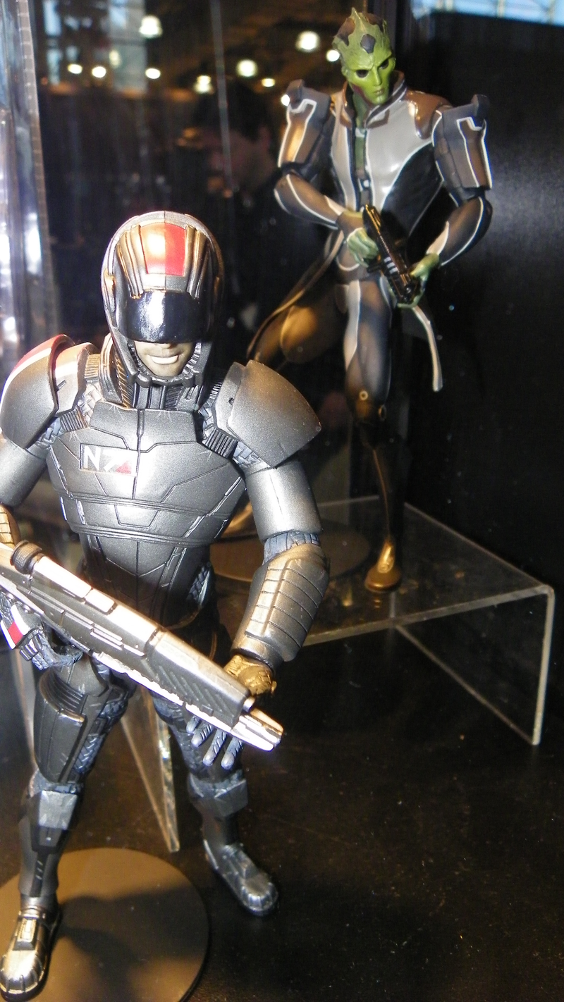 Illustration for article titled Prepare for a Bunch of Mass Effect 3 Plastic to Invade Earth Soon